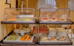 Ahg Donna Silvia Wellness Hotel